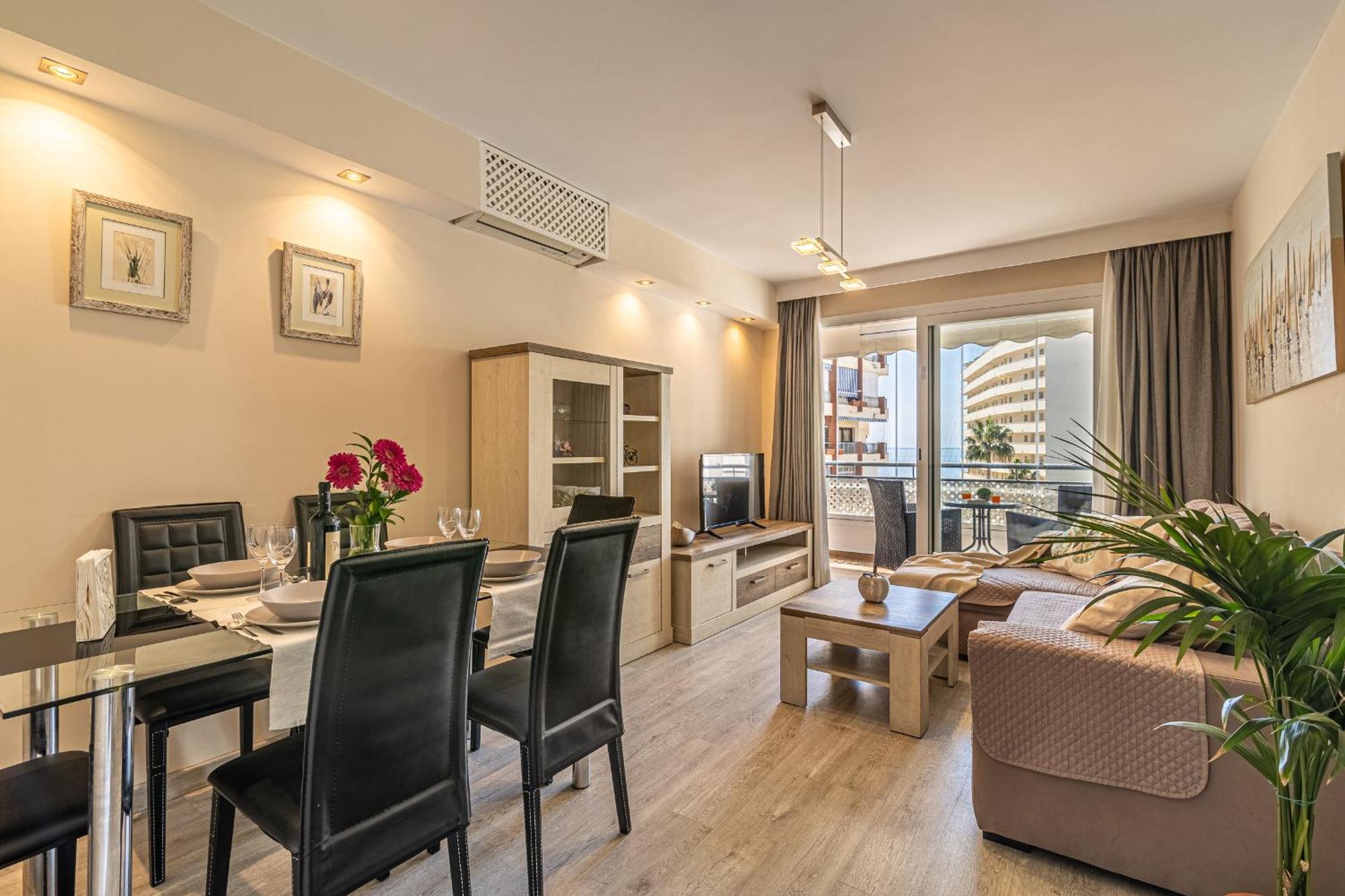 City Center Apartment In ماربيا المظهر الخارجي الصورة