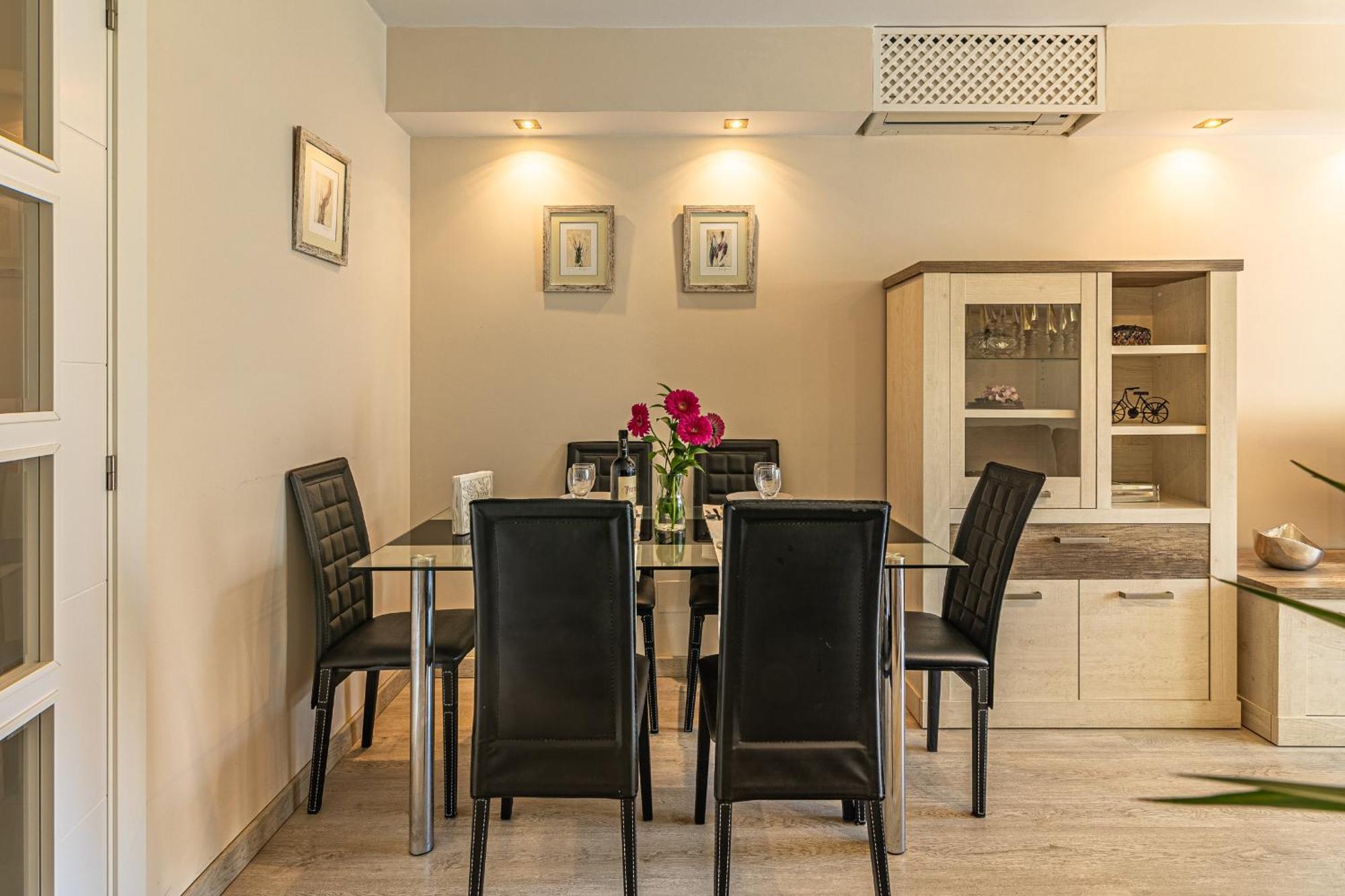 City Center Apartment In ماربيا المظهر الخارجي الصورة